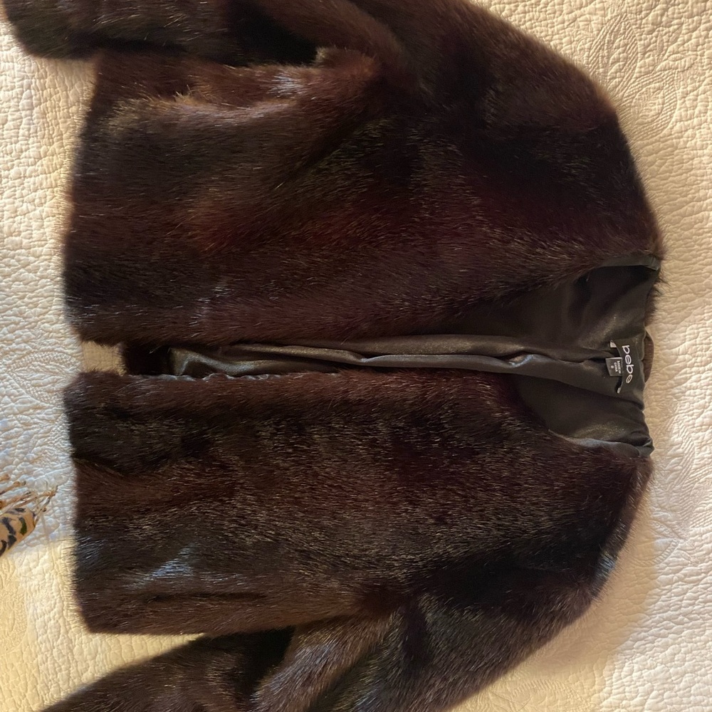 Cropped Faux Fur coat